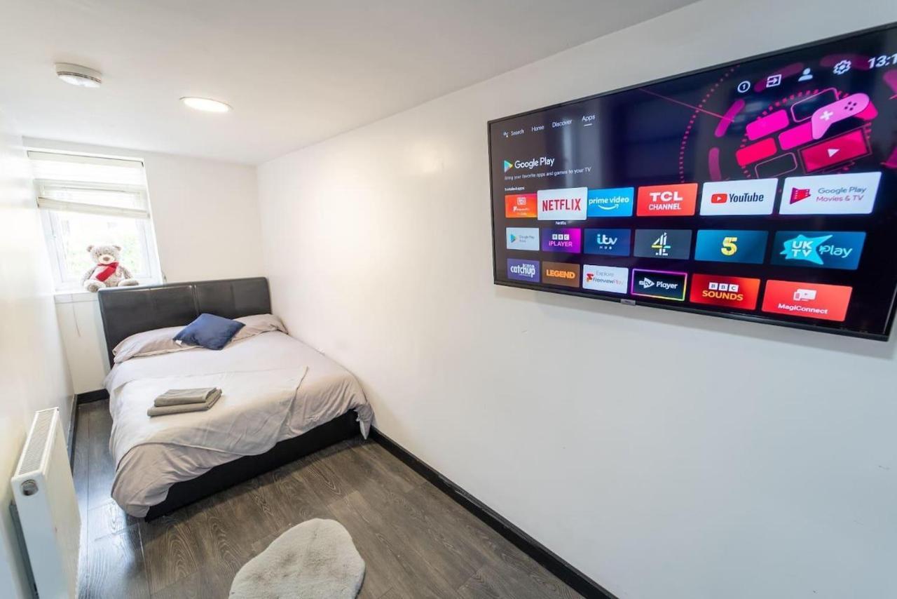 Studio Close To Selly Oak Train Station Birmingham Exteriör bild